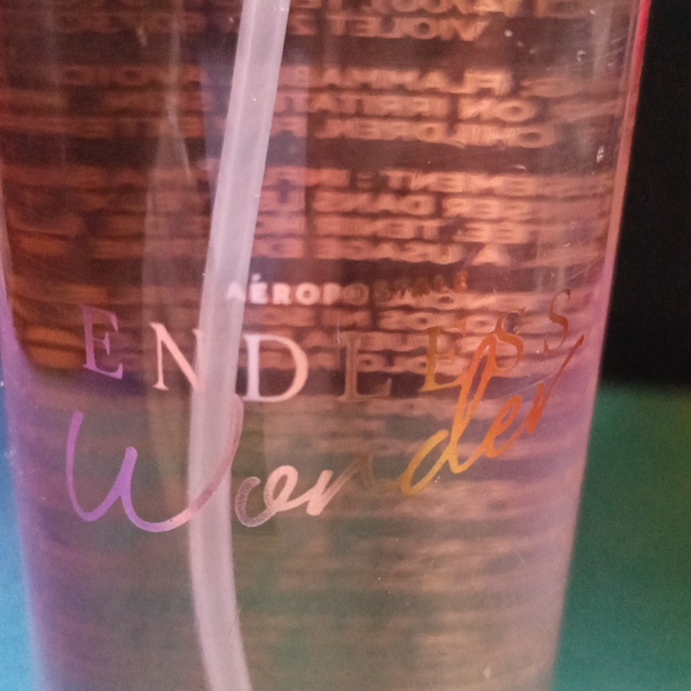 Aeropostale Endless Wonder fragrance mist